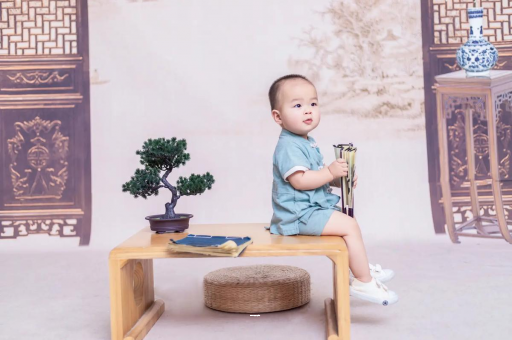 毕节宝宝几个月可以笑出声